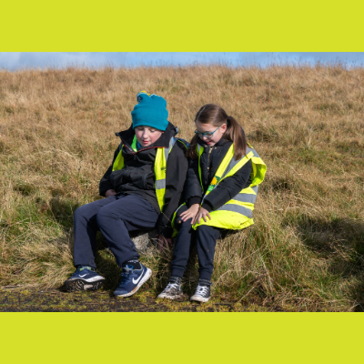 children sitting - 400x400